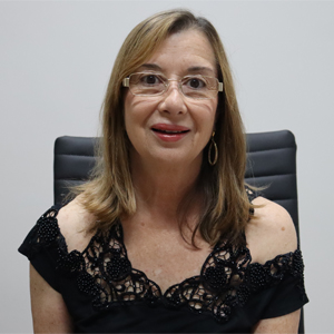 Foto da Dra. Rosemeire Fernandes Garcia